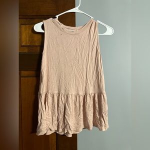 Nine West tank top! Needs ironed!